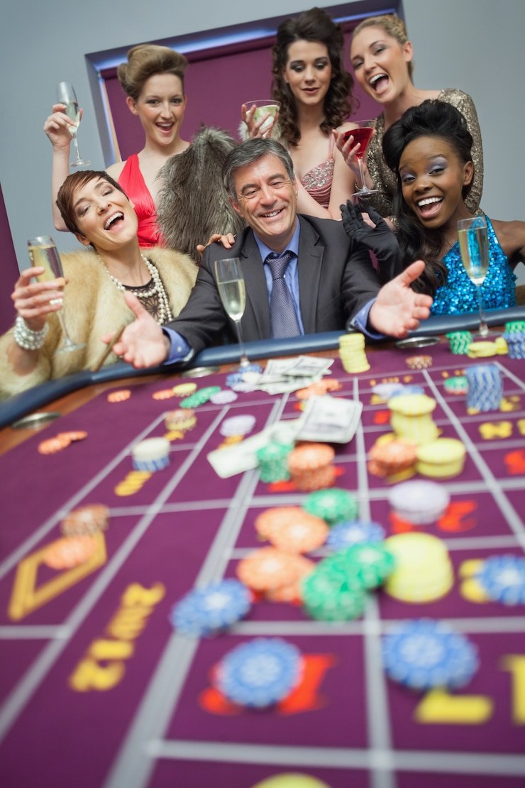 Live dealer blackjack table streaming on siap46 login mobile interface with HD video feed